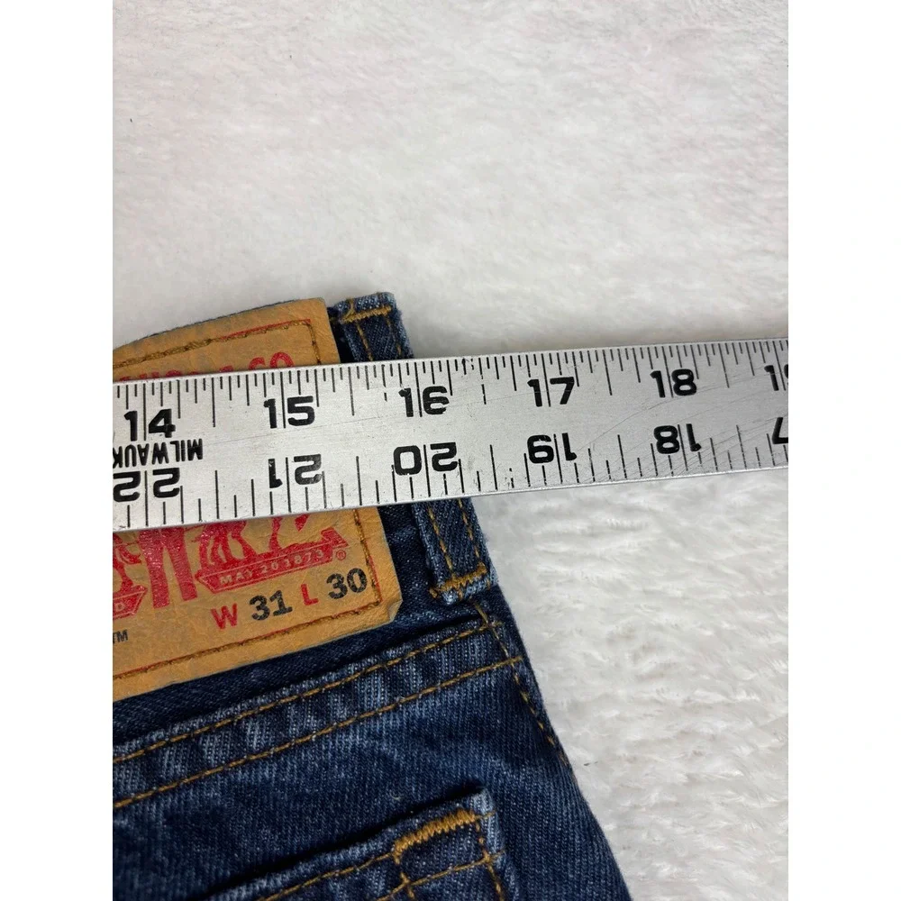 Levis levi 517